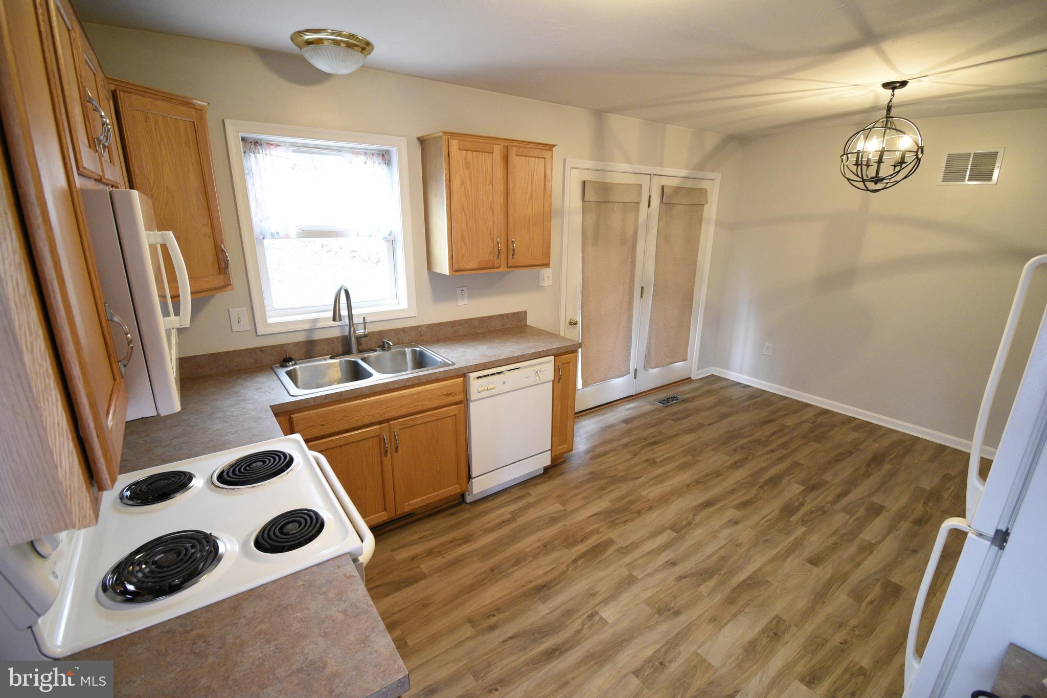 5716 Bull Road Dover, PA 17315 - Photo 9 of 29