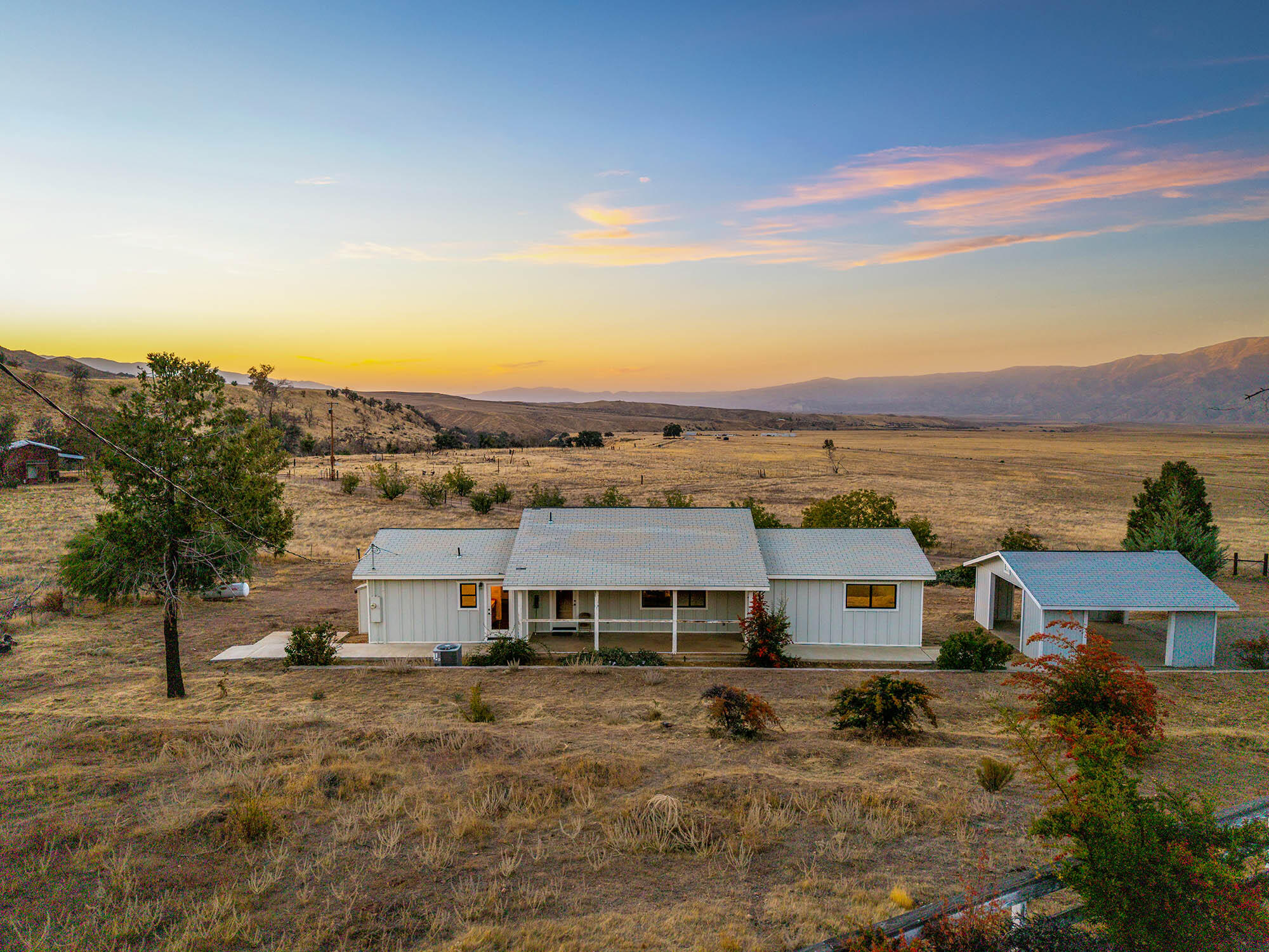2170 Aliso Park Road New Cuyama, CA 93254 - Photo 40 of 71 a front view of a house with a yard