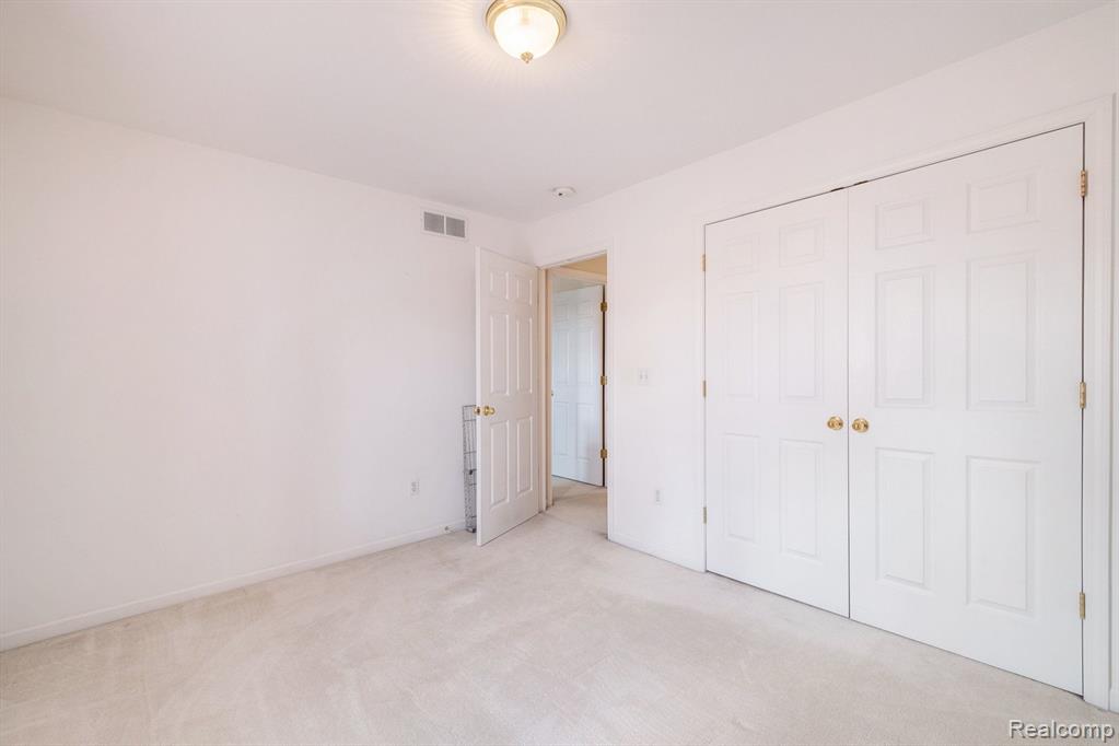 1253 Reid Road Grand Blanc, MI 48439 - Photo 26 of 40