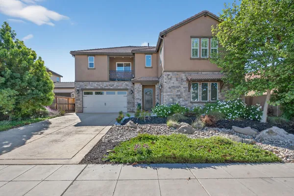 $757,000 | 638 Mesa Drive, Madera, CA 93636