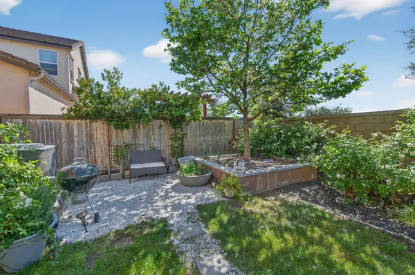 $757,000 | 638 Mesa Drive, Madera, CA 93636