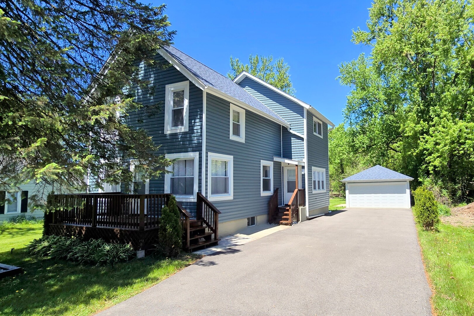 15018 West Russell Road Zion, IL 60099 - Photo 1 of 30