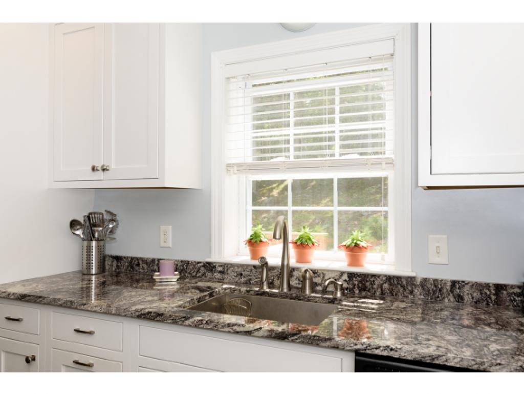 7 Oaklands Road Exeter, NH 03833 - Photo 16 of 36