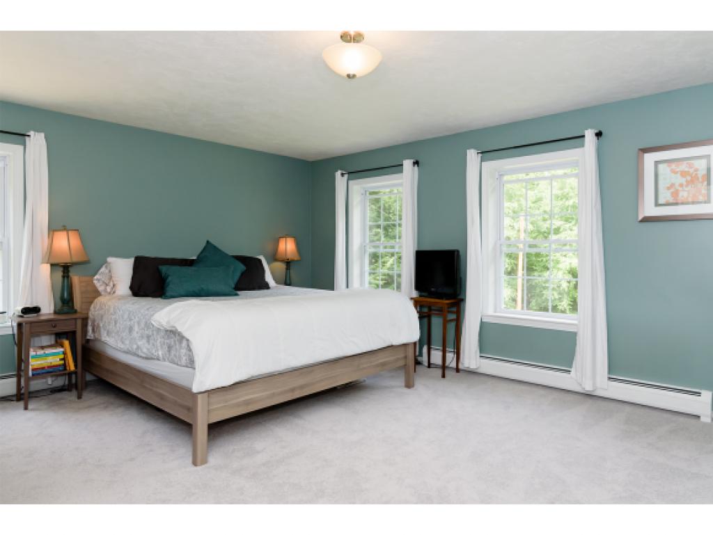 7 Oaklands Road Exeter, NH 03833 - Photo 7 of 36