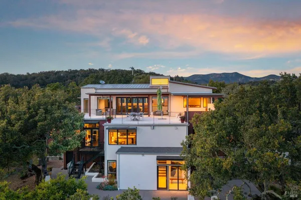 $9,975,000 | 17355 Norrbom Road, Sonoma, CA 95476