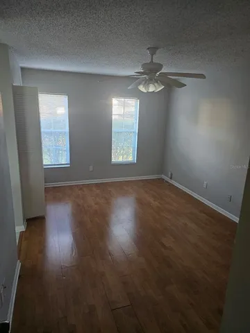 $2,600 | 14013 Briardale Lane, Tampa, FL 33618