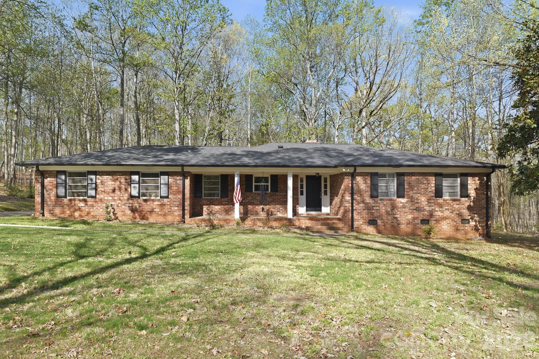 11715 Timber Ridge Road Charlotte, NC 28213 - Photo 1 of 38