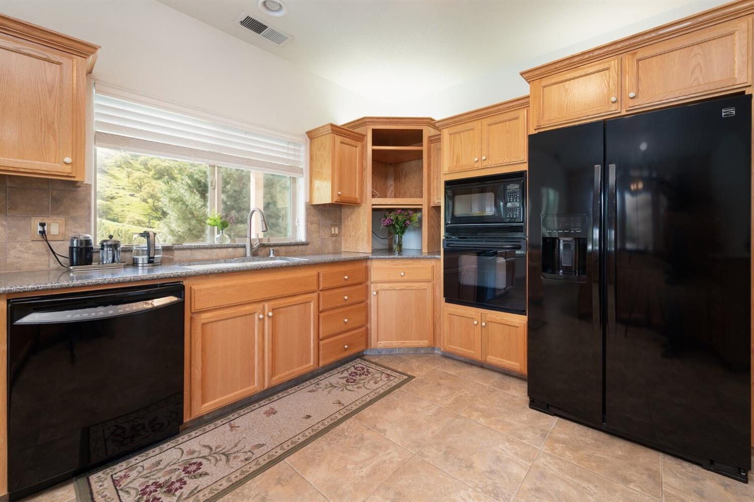 28330 Thermal Road Sanger, CA 93657 - Photo 27 of 73 Gallery Image 27