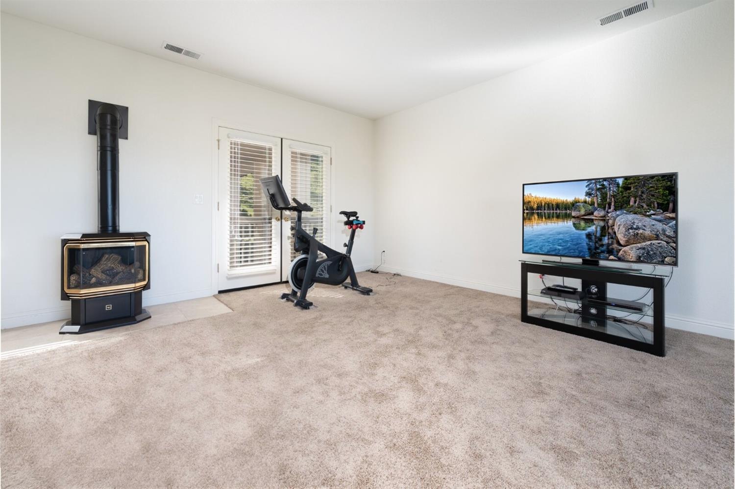 28330 Thermal Road Sanger, CA 93657 - Photo 28 of 73 Gallery Image 28