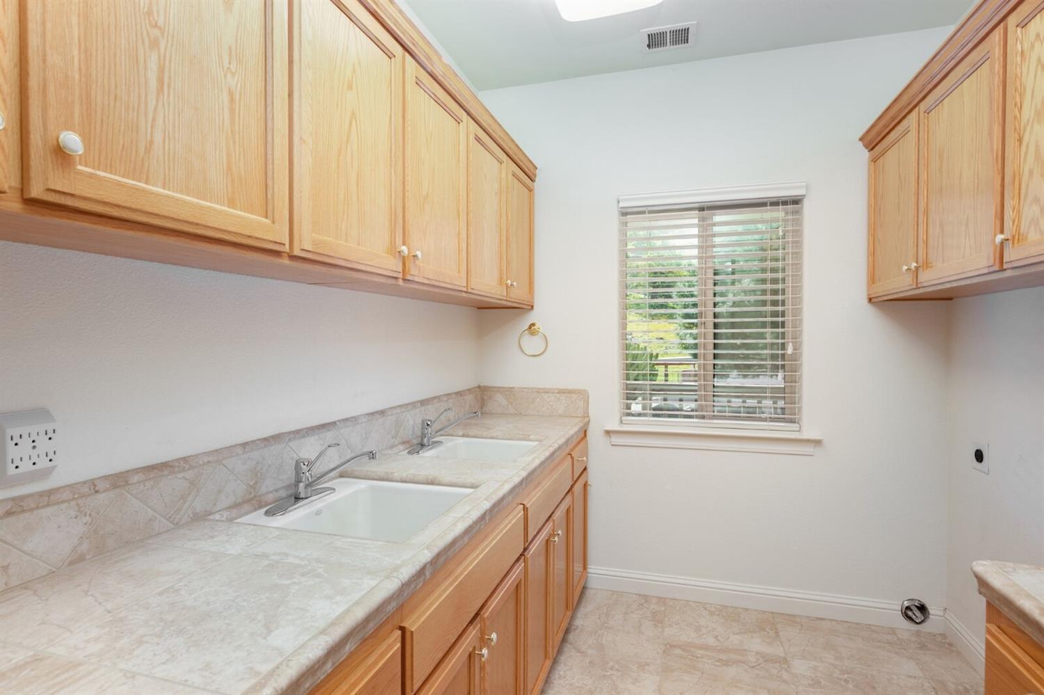 28330 Thermal Road Sanger, CA 93657 - Photo 38 of 73 Gallery Image 38