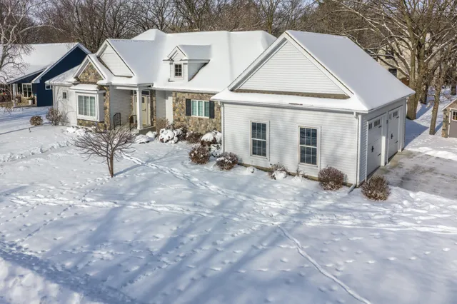 $499,900 | 2105 7th Avenue South, St. Cloud, MN 56301