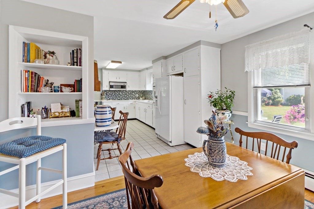 543 Kaufman Road Somerset, MA 02726 - Photo 9 of 32