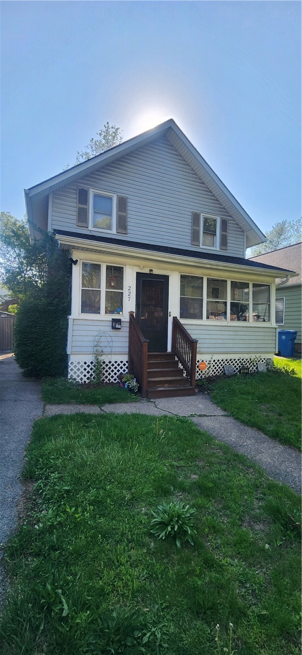 227 Westfield Street Rochester, NY 14619 - Photo 1 of 23