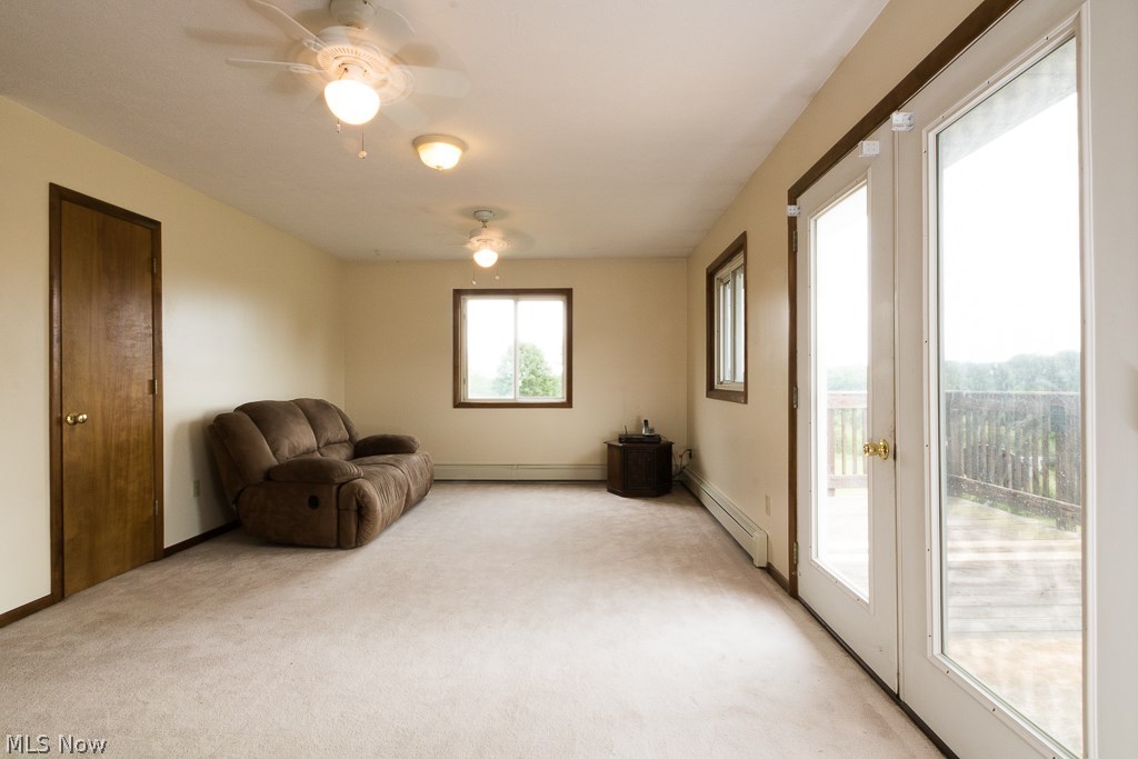 4028 Warner Road Ashtabula, OH 44004 - Photo 7 of 26 Living Room