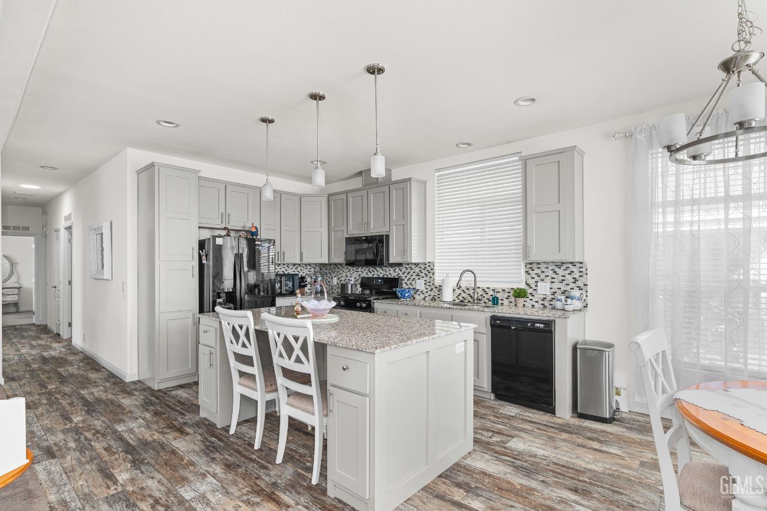 Undisclosed Address Bakersfield, CA 93312 - Photo 17 of 34