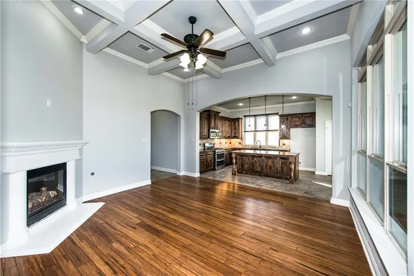 $2,100 | 108 Yukon Cove, Hutto, TX 78634