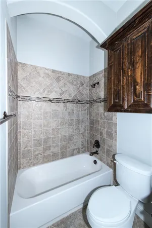 $2,100 | 108 Yukon Cove, Hutto, TX 78634