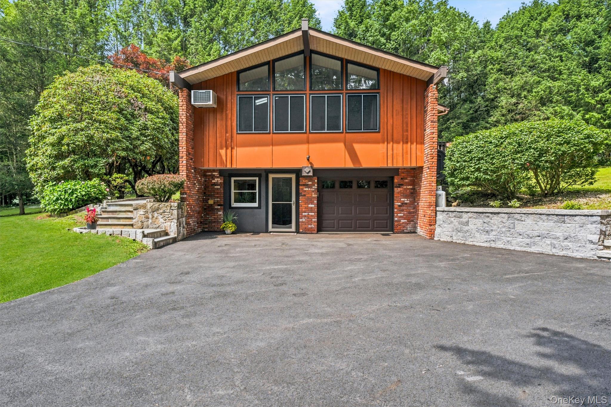 184 Dykeman Road Carmel, NY 10512 - Photo 4 of 50