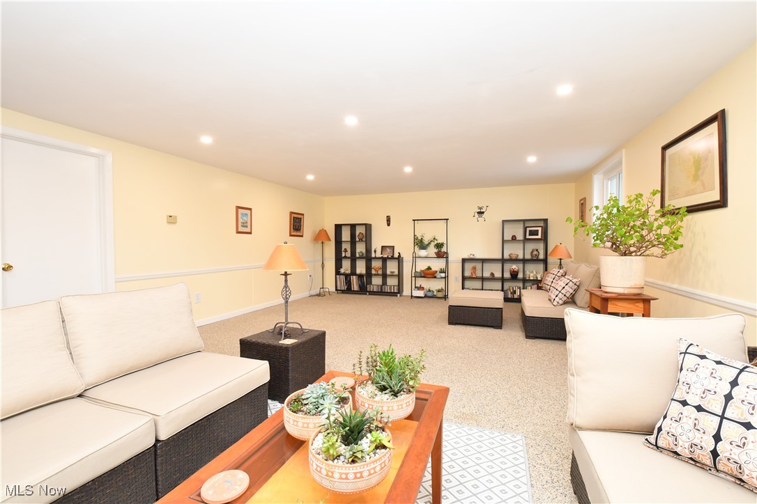 31300 Cedar Road Cleveland, OH 44124 - Photo 36 of 40 Gallery Image 36