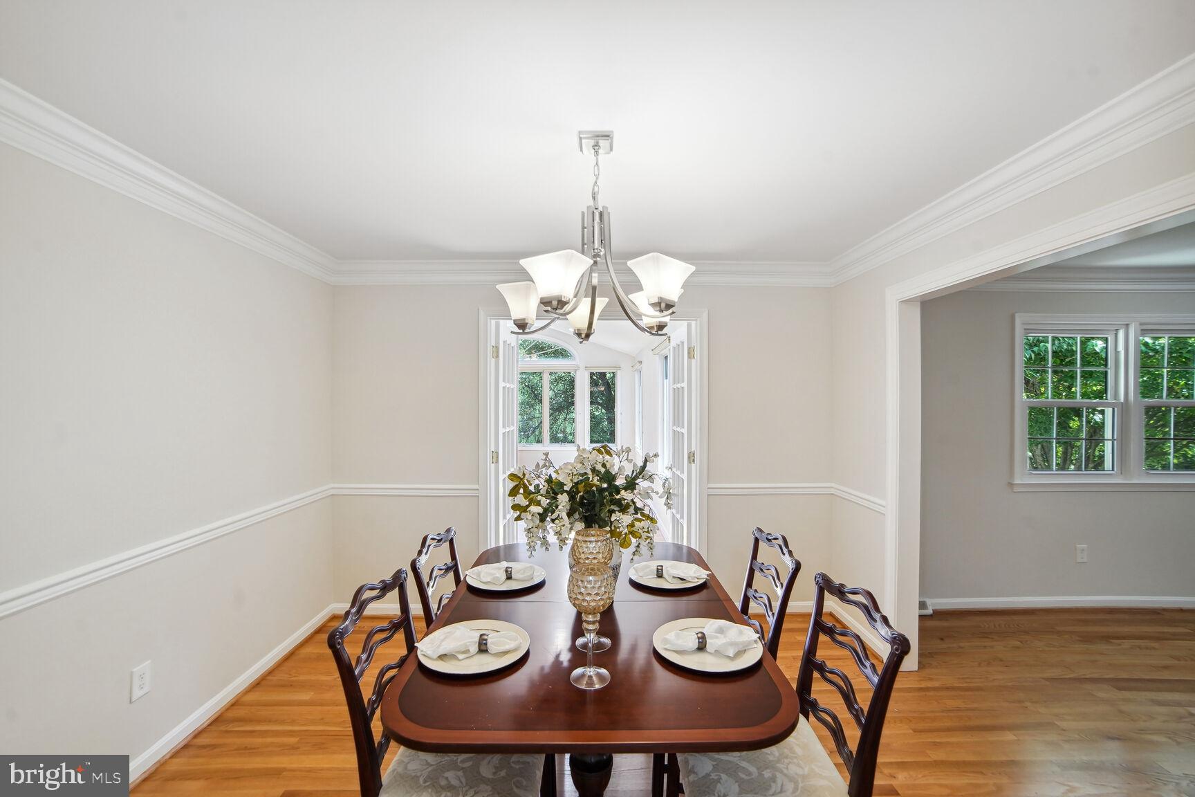 2551 North Farm Road Ellicott City, MD 21042 - Photo 4 of 31 Family Dinners