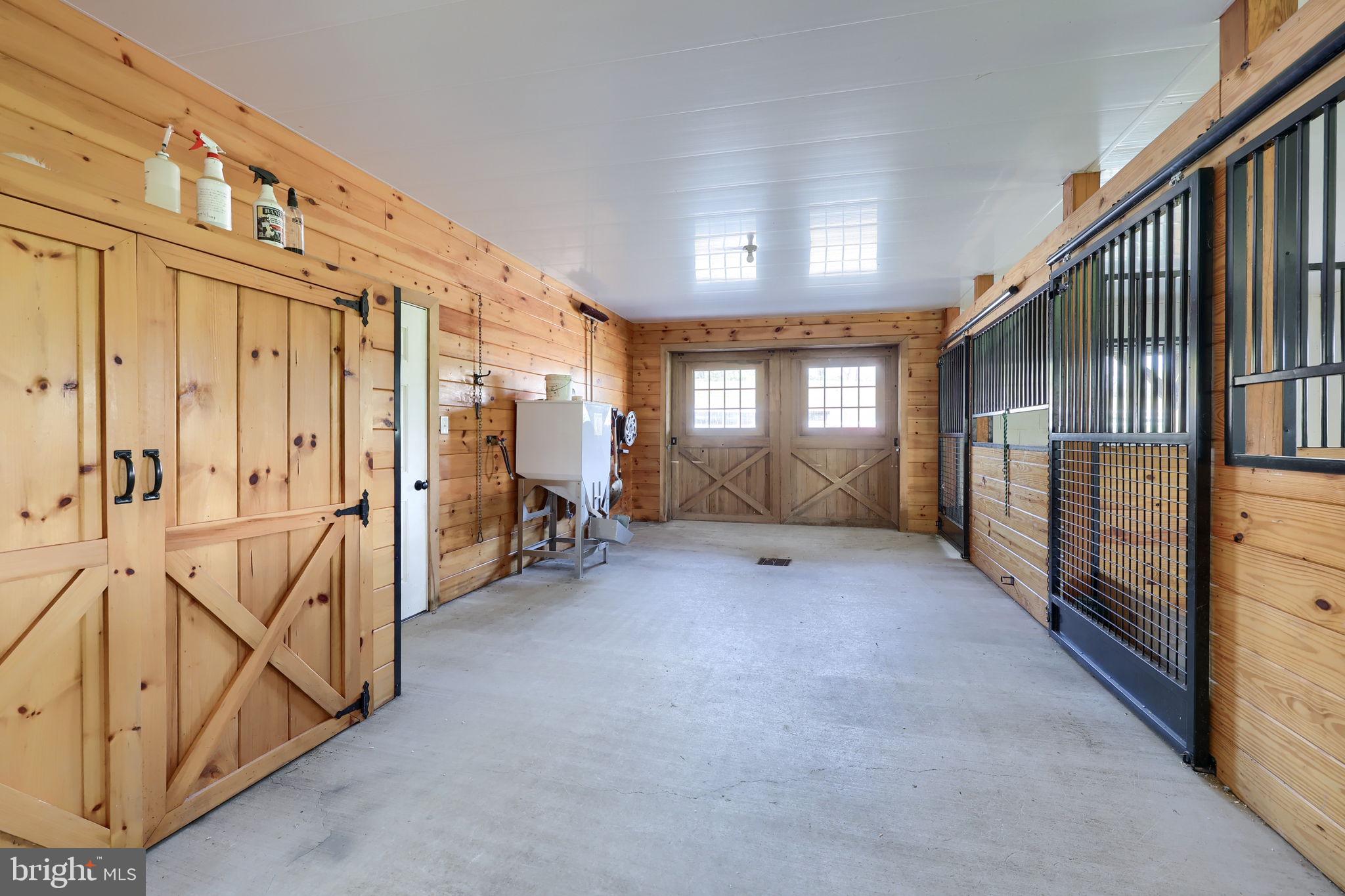 480 Jacobs Road Narvon, PA 17555 - Photo 64 of 90 Spacious barn with rustic charm.