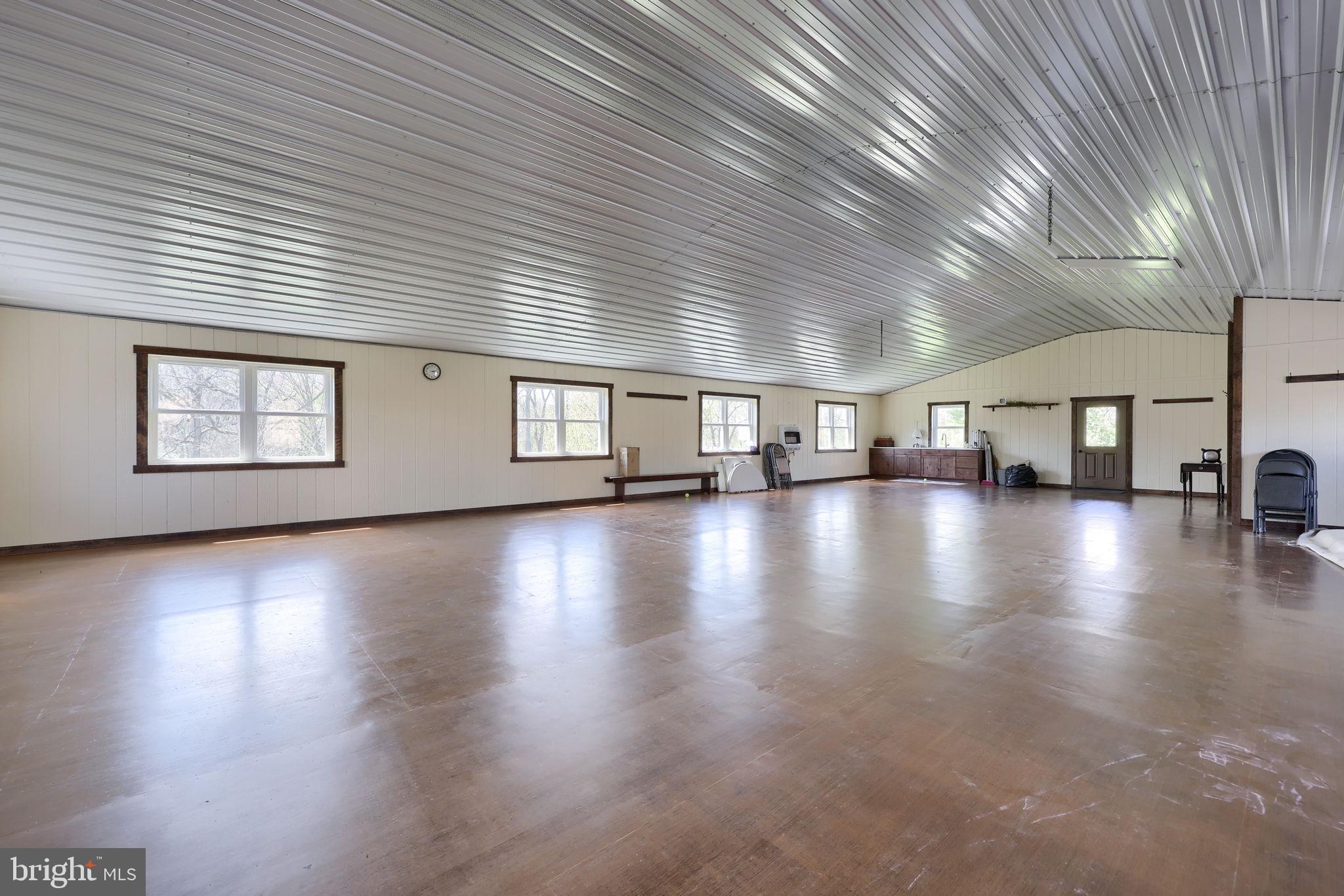480 Jacobs Road Narvon, PA 17555 - Photo 70 of 90 Spacious hall with natural light.