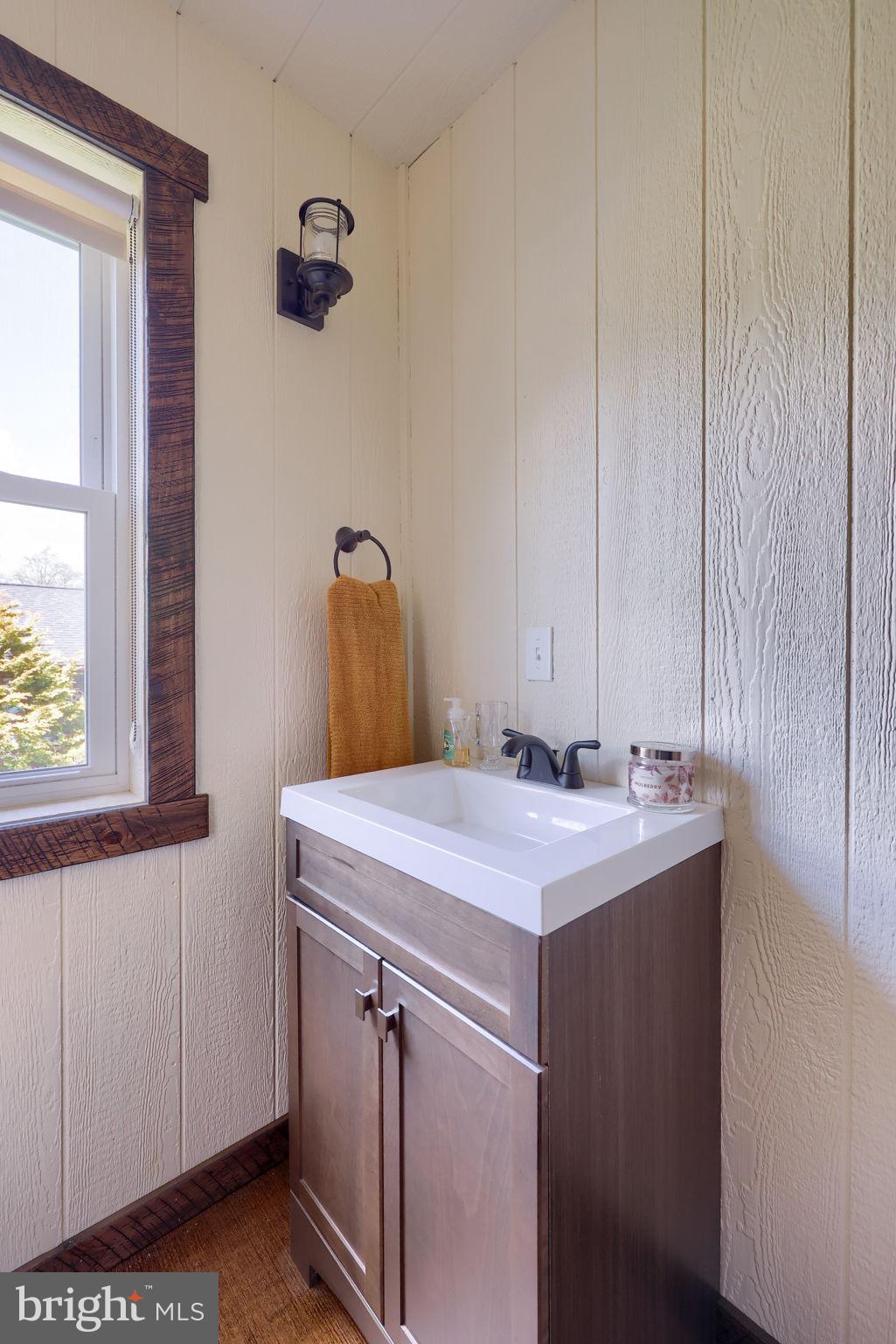 480 Jacobs Road Narvon, PA 17555 - Photo 75 of 90 a room with a sink and a window