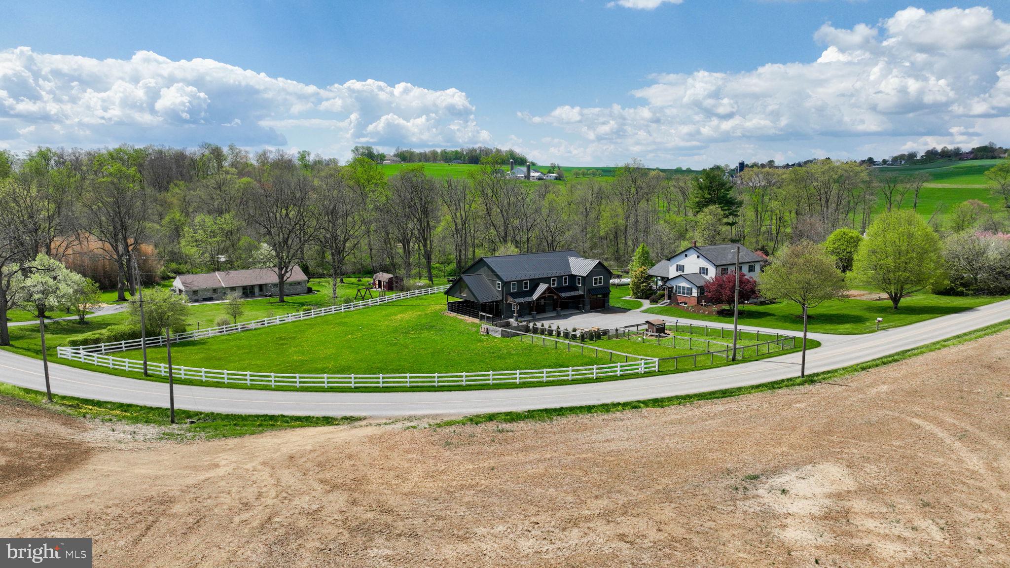 480 Jacobs Road Narvon, PA 17555 - Photo 81 of 90 a view of a garden with houses