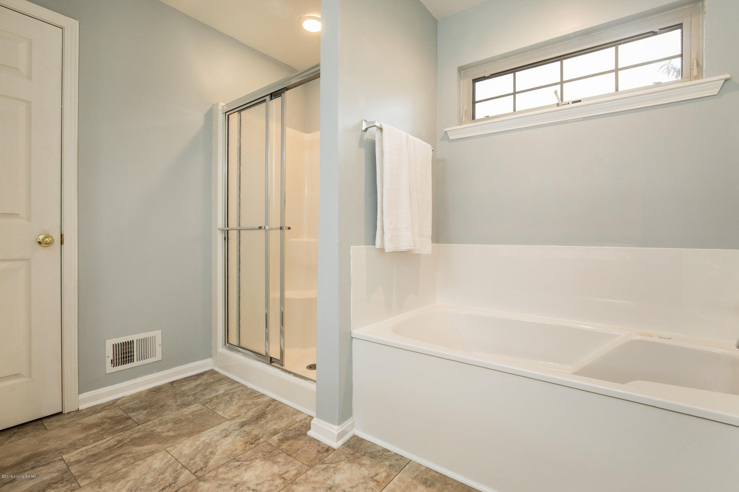 4601 Timber Ridge Court Crestwood, KY 40014 - Photo 35 of 84 and Separate Shower