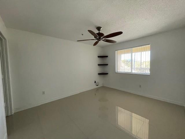 470 South Park Road, Unit 302 Hollywood, FL 33021 - Photo 11 of 36 Photo 12