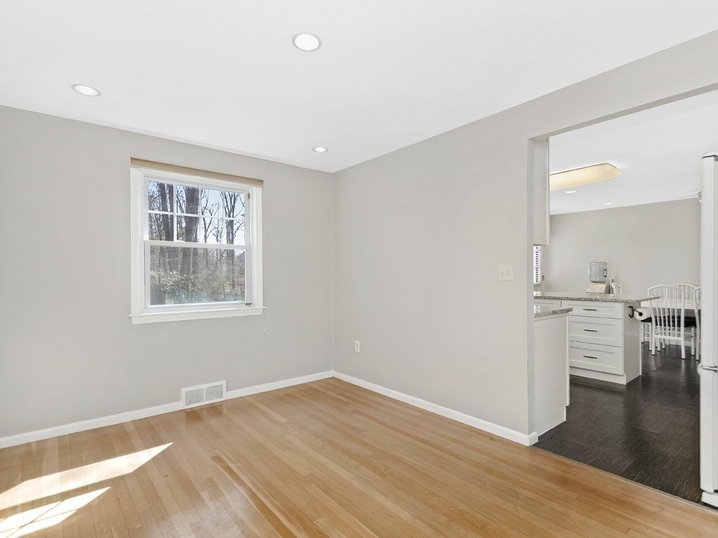 224 Larson Road Stoughton, MA 02072 - Photo 14 of 32 Gallery Image 14