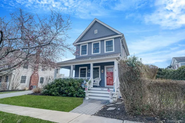 $1,297,000 | 407 Wiggins Street, Greenport, NY 11944