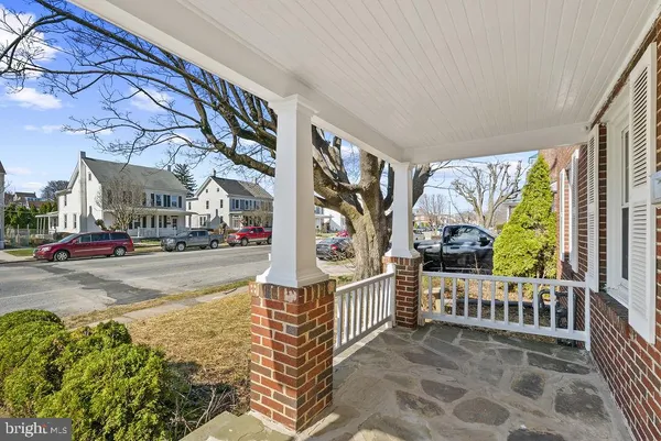 $324,999 | 832 Maryland Avenue, Hagerstown, MD 21740