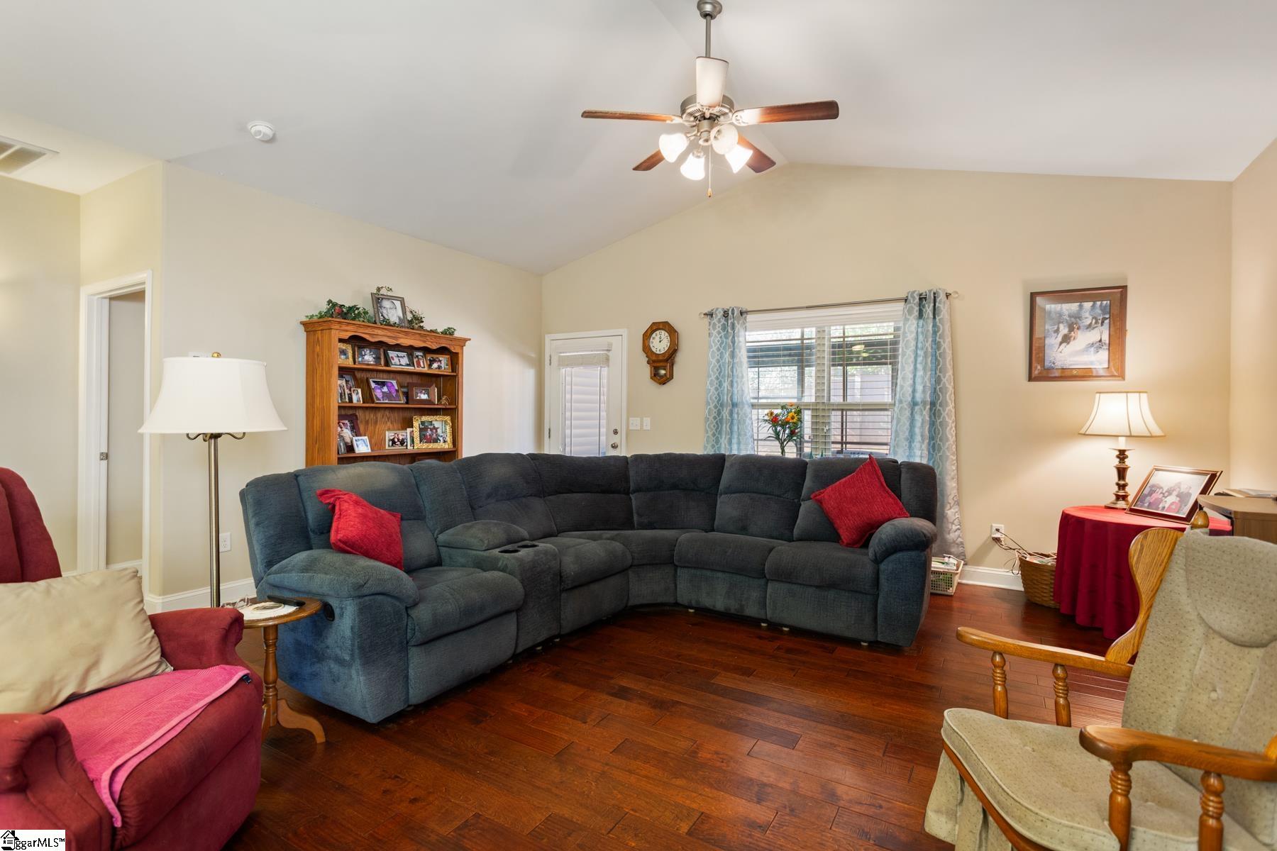 301 Linden Hall Lane Easley, SC 29640 - Photo 26 of 40