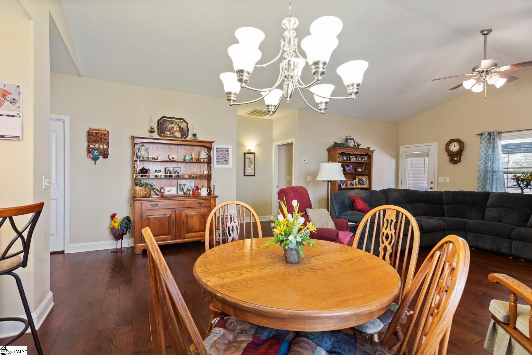 301 Linden Hall Lane Easley, SC 29640 - Photo 6 of 40