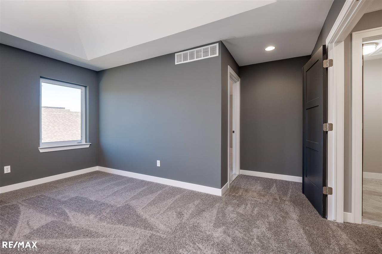 49409 Split Rock Road Macomb, MI 48044 - Photo 22 of 35