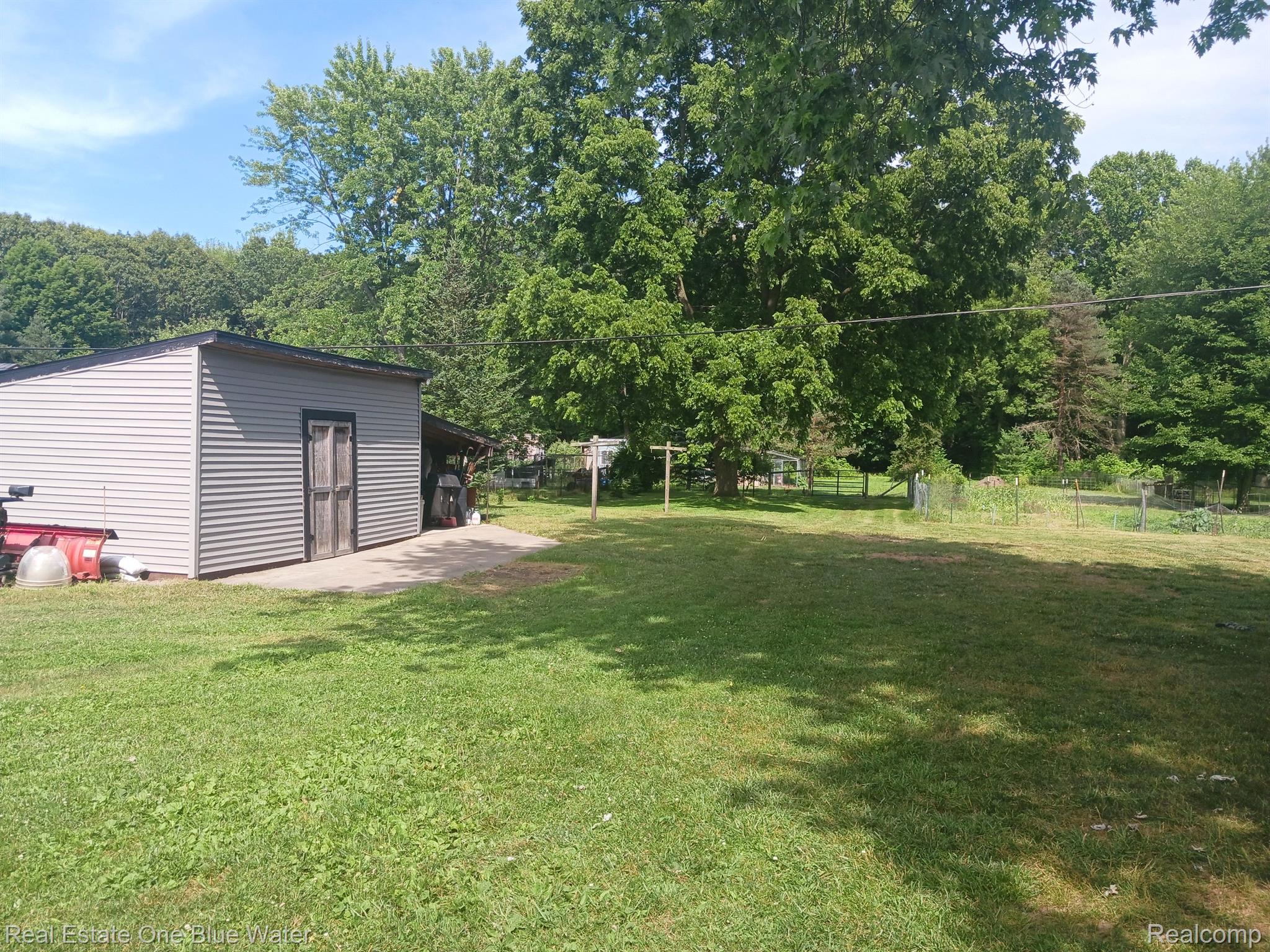 4084 Parker Road Fort Gratiot, MI 48059 - Photo 17 of 19 Gallery Image 17