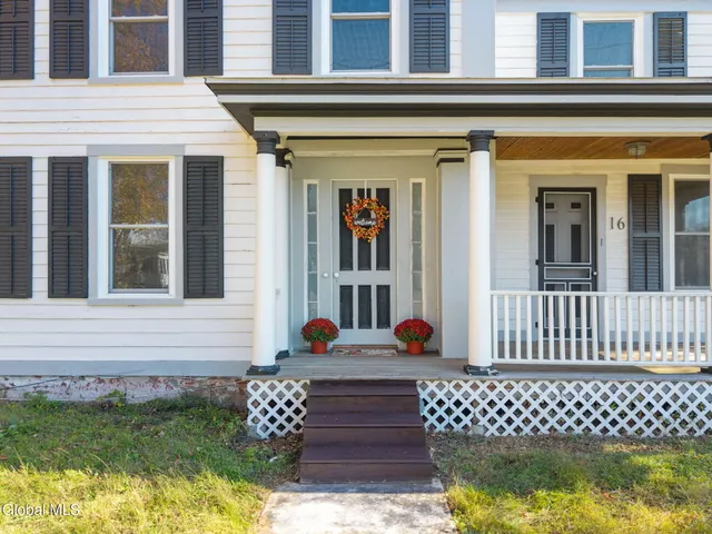 $325,000 | 16 Clum Road, Pittstown, NY 12094