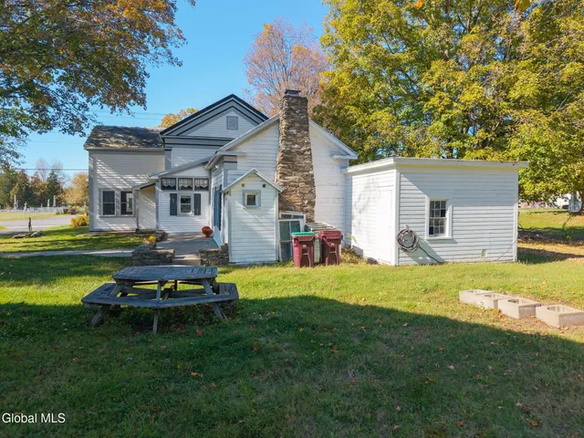 $325,000 | 16 Clum Road, Pittstown, NY 12094