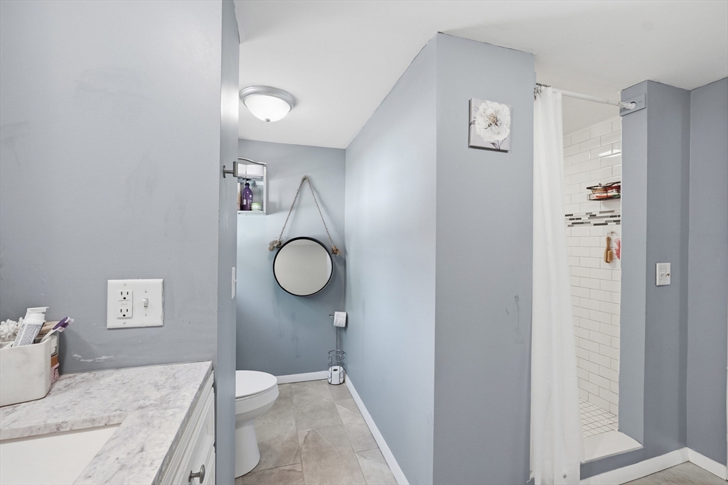 42 Volkmar Road Worcester, MA 01606 - Photo 25 of 33