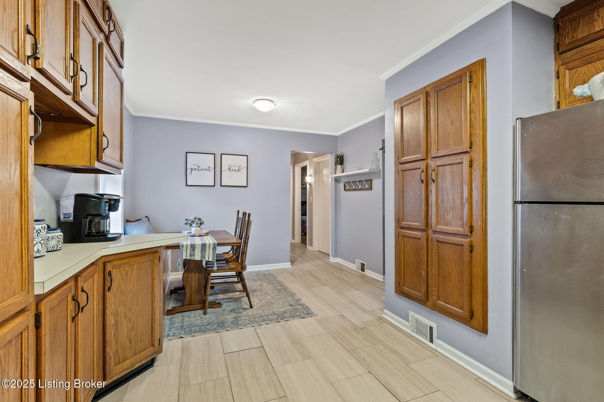 8433 Chase Road Louisville, KY 40258 - Photo 12 of 33 14-web-or-mls-8433-chase-rd