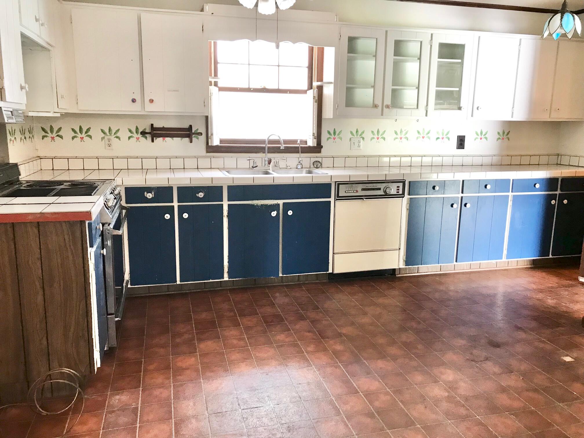 313 Springhill Drive Northeast Cleveland, TN 37312 - Photo 10 of 36 IMG_3161