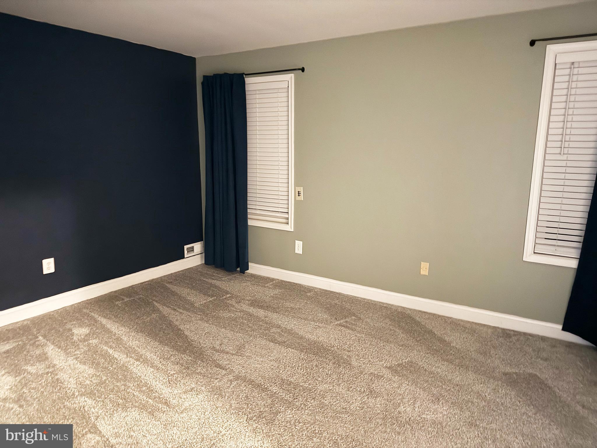 4 Fireside Circle Columbus, NJ 08022 - Photo 12 of 15 a view of an empty room with a window