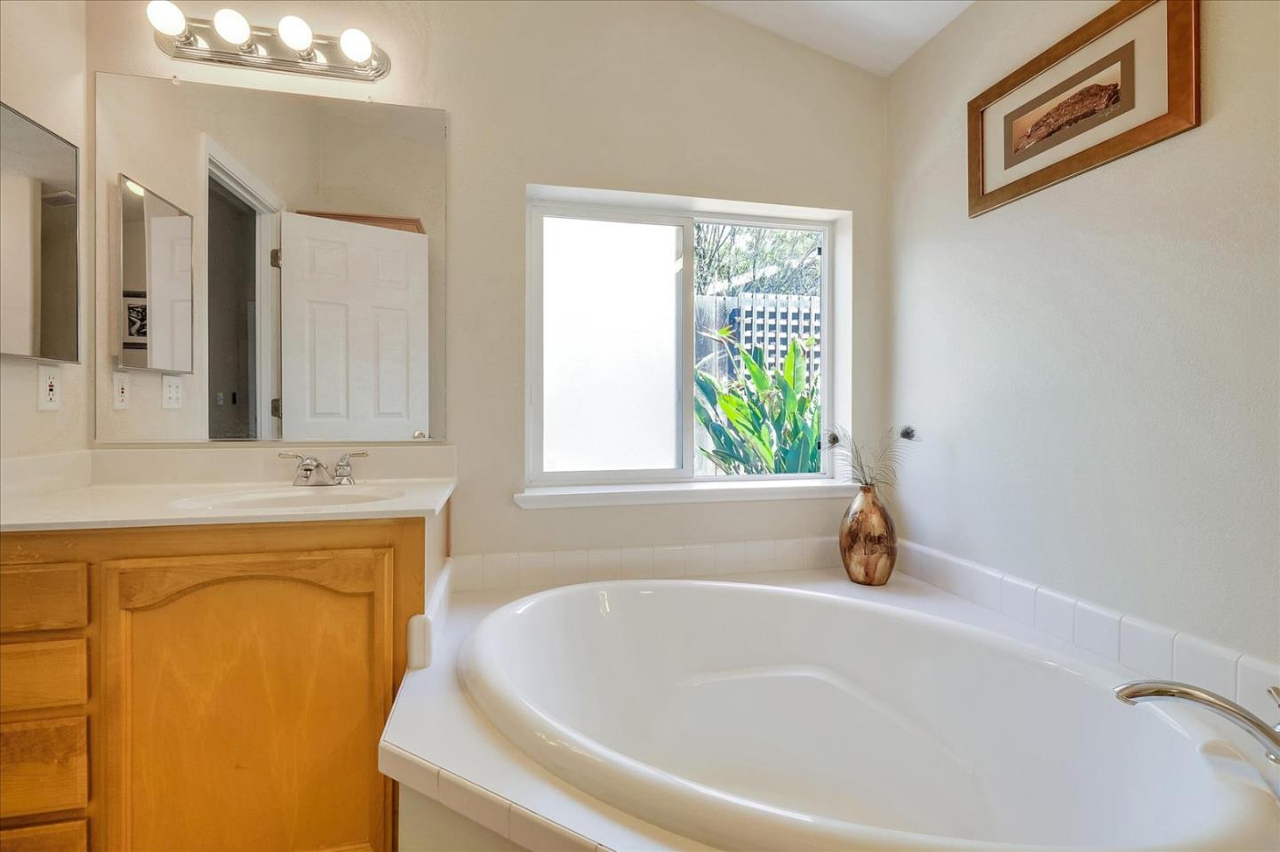 3710 Gross Road, Unit 47 Santa Cruz, CA 95062 - Photo 35 of 49 Gallery Image 35
