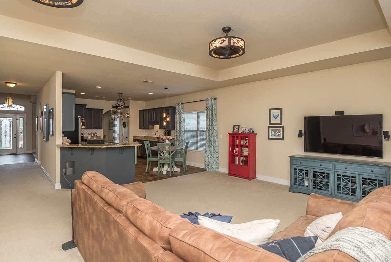 5973 Rustic Ridge Circle Milton, FL 32570 - Photo 12 of 36