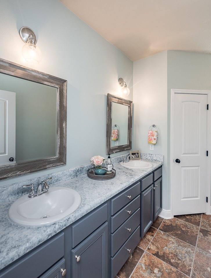 5973 Rustic Ridge Circle Milton, FL 32570 - Photo 17 of 36