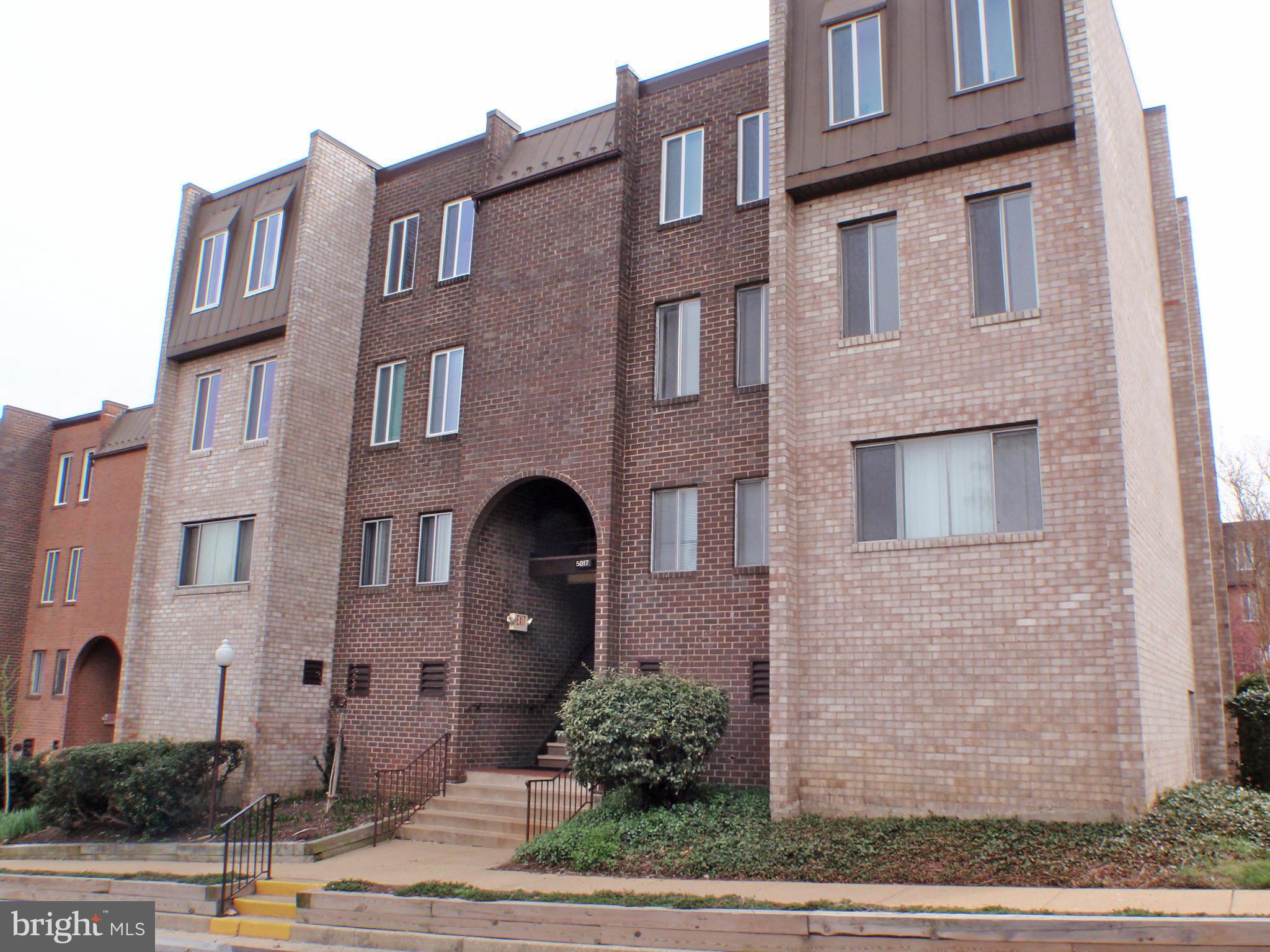 5017 7th Road South, Unit 202 Arlington, VA 22204 - Photo 25 of 26 Exterior (Front)