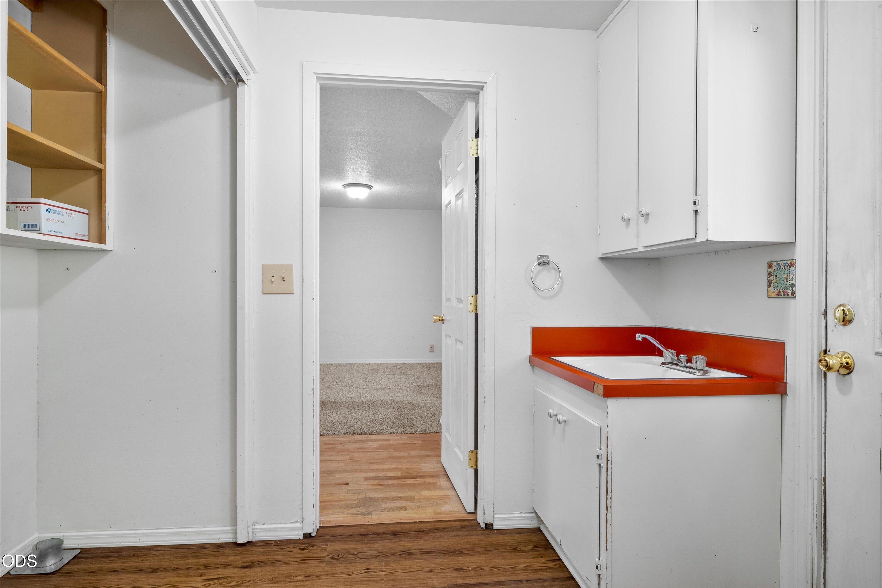 60325 Woodside Road Bend, OR 97702 - Photo 13 of 40