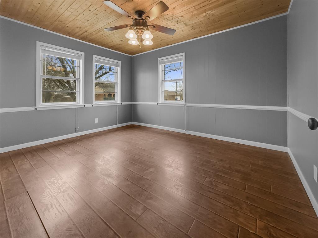 208 West County Line Road Royse City, TX 75189 - Photo 8 of 14 Large bedrooms with wood floors