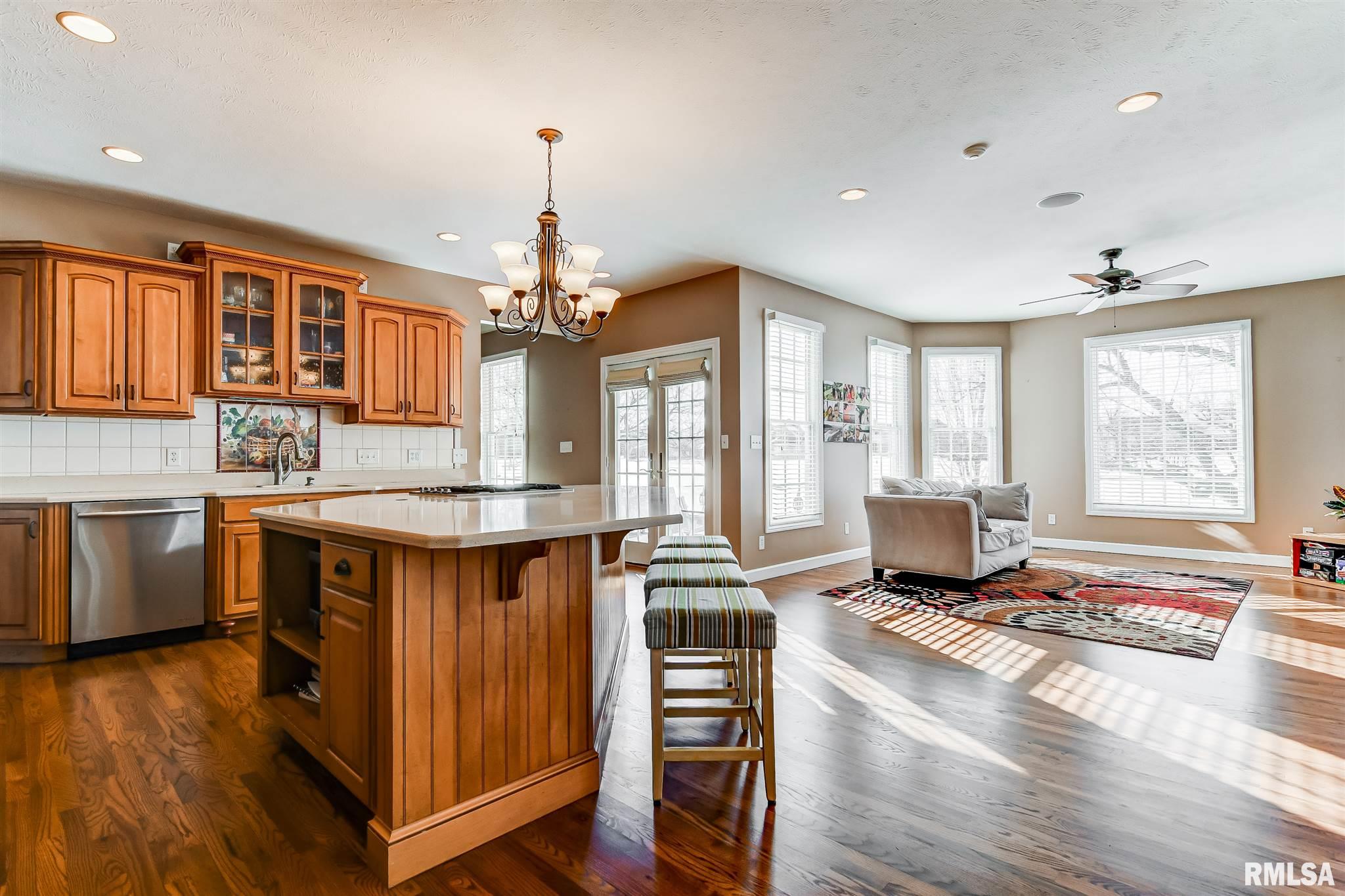 4413 Blackwolf Road Springfield, IL 62711 - Photo 7 of 50 Gallery Image 7